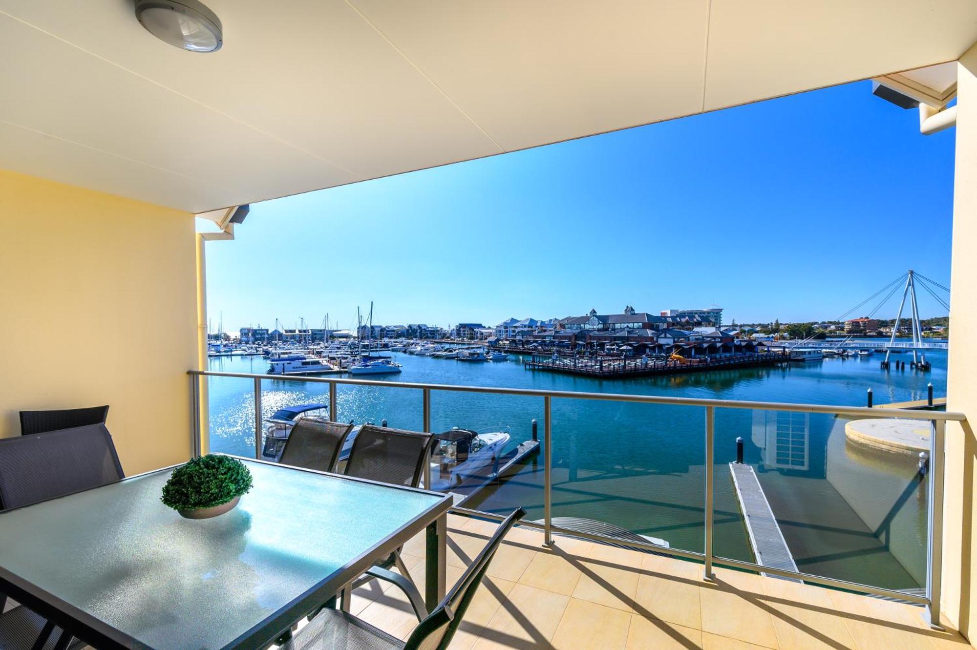 Dolphin Quay Apartments Mandurah Exterior foto