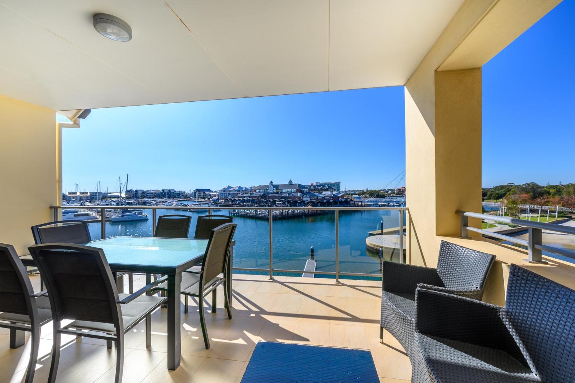 Dolphin Quay Apartments Mandurah Exterior foto