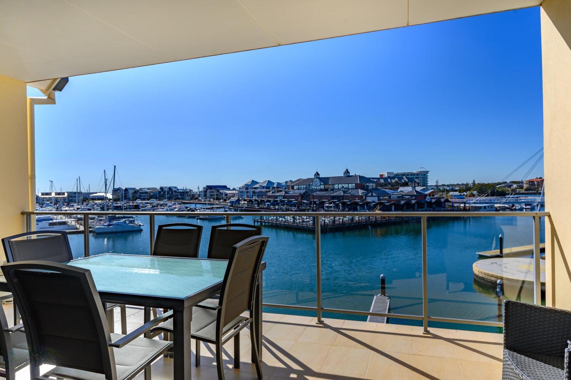 Dolphin Quay Apartments Mandurah Exterior foto