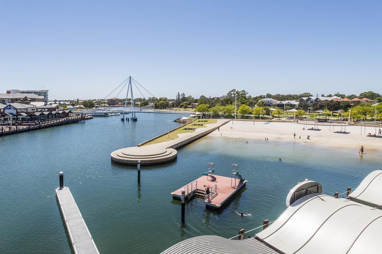 Dolphin Quay Apartments Mandurah Exterior foto